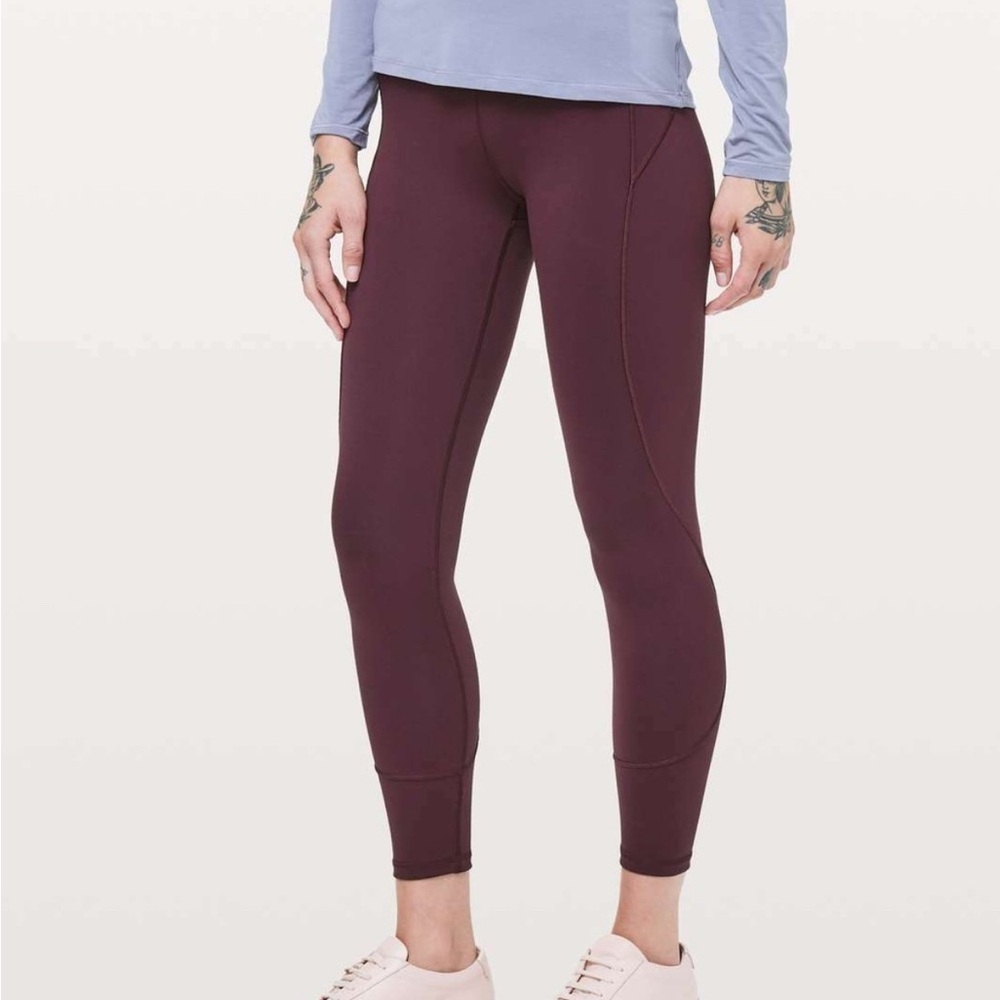 Lululemon In Movement Tight 25" *Everlux - Size 6 - Dark Adobe